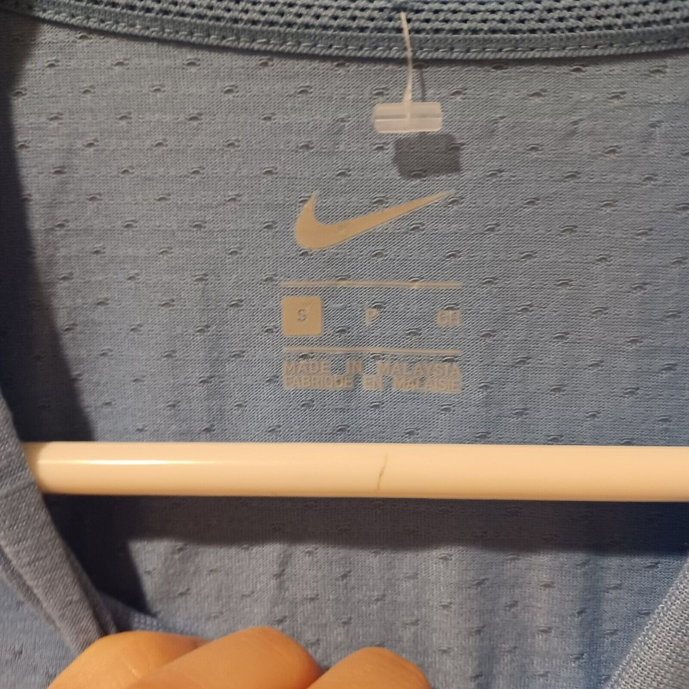 NEW Nike Dri-FIT Team Player Long Sleeve UV Football Shirt CW3539-448 Blue Sz S - Picture 5 of 8